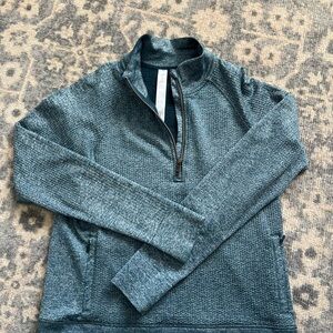 Lululemon half zip excellent condition
